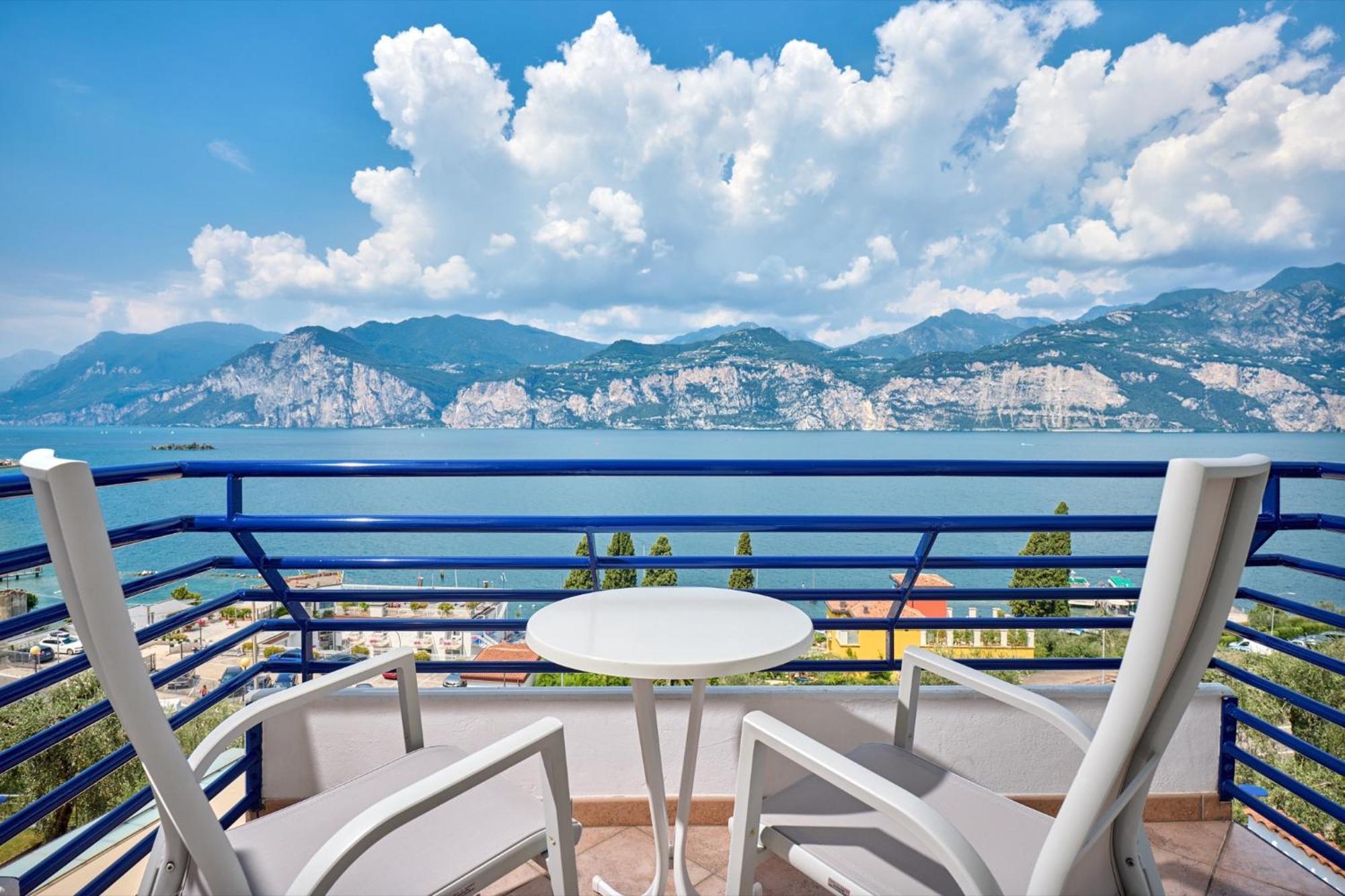 Capri 3* Malcesine