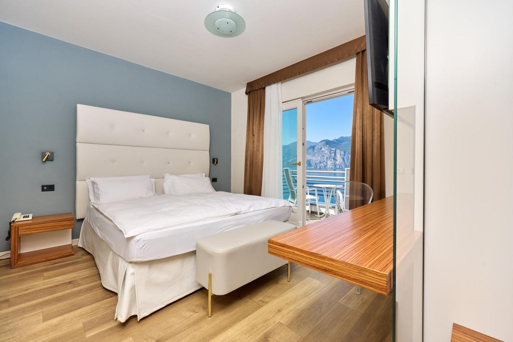 Capri Hotel